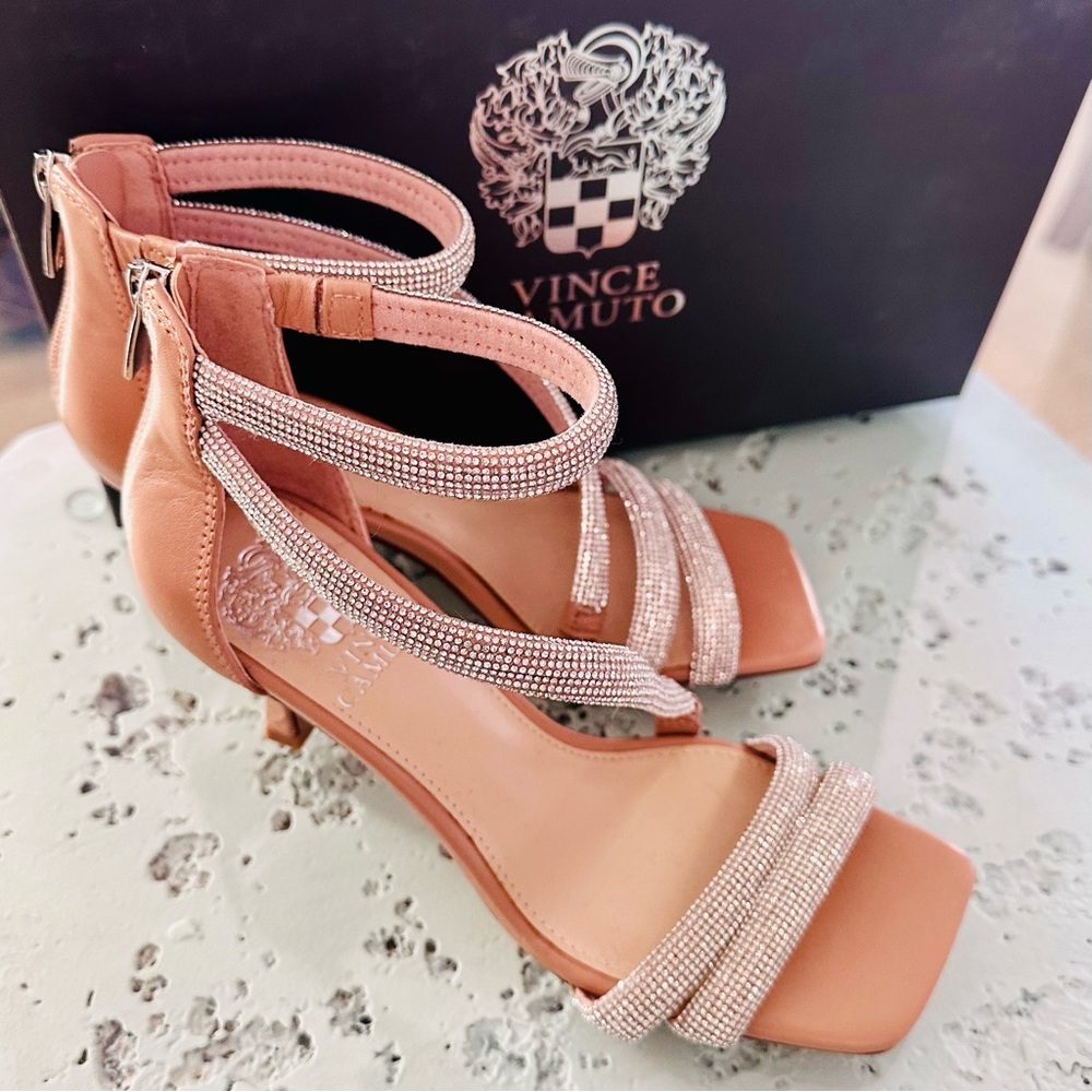 NIB Vince Camuto Tan Heels with Straps and Embellishments 36